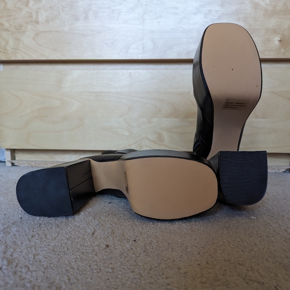 EGO Bamboozle Platform Ankle Boot - Picture 2 of 7